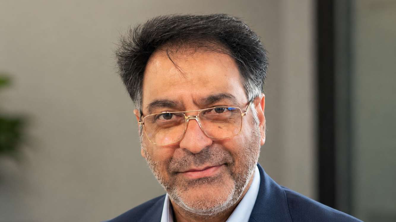 خاکی 